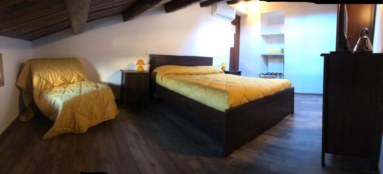 Bb Il Re Alla Reginella Guest House Rome Luaran gambar