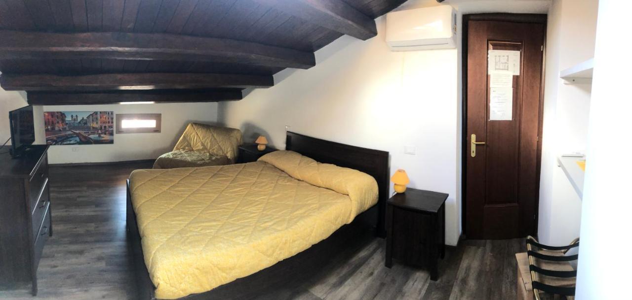 Bb Il Re Alla Reginella Guest House Rome Luaran gambar