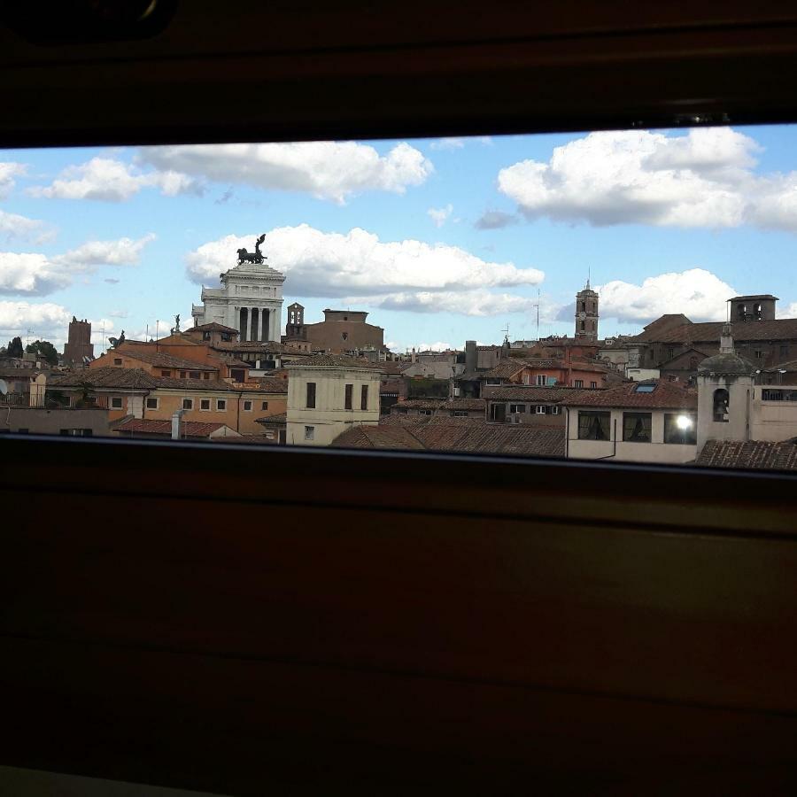 Bb Il Re Alla Reginella Guest House Rome Luaran gambar