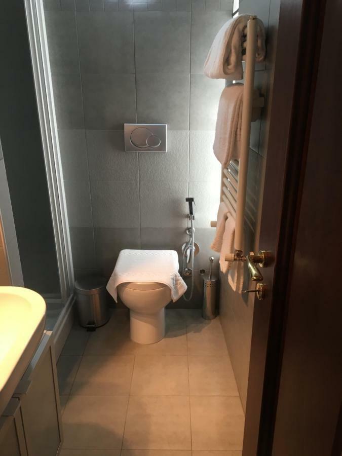 Bb Il Re Alla Reginella Guest House Rome Luaran gambar