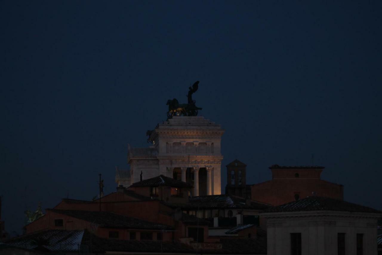 Bb Il Re Alla Reginella Guest House Rome Luaran gambar