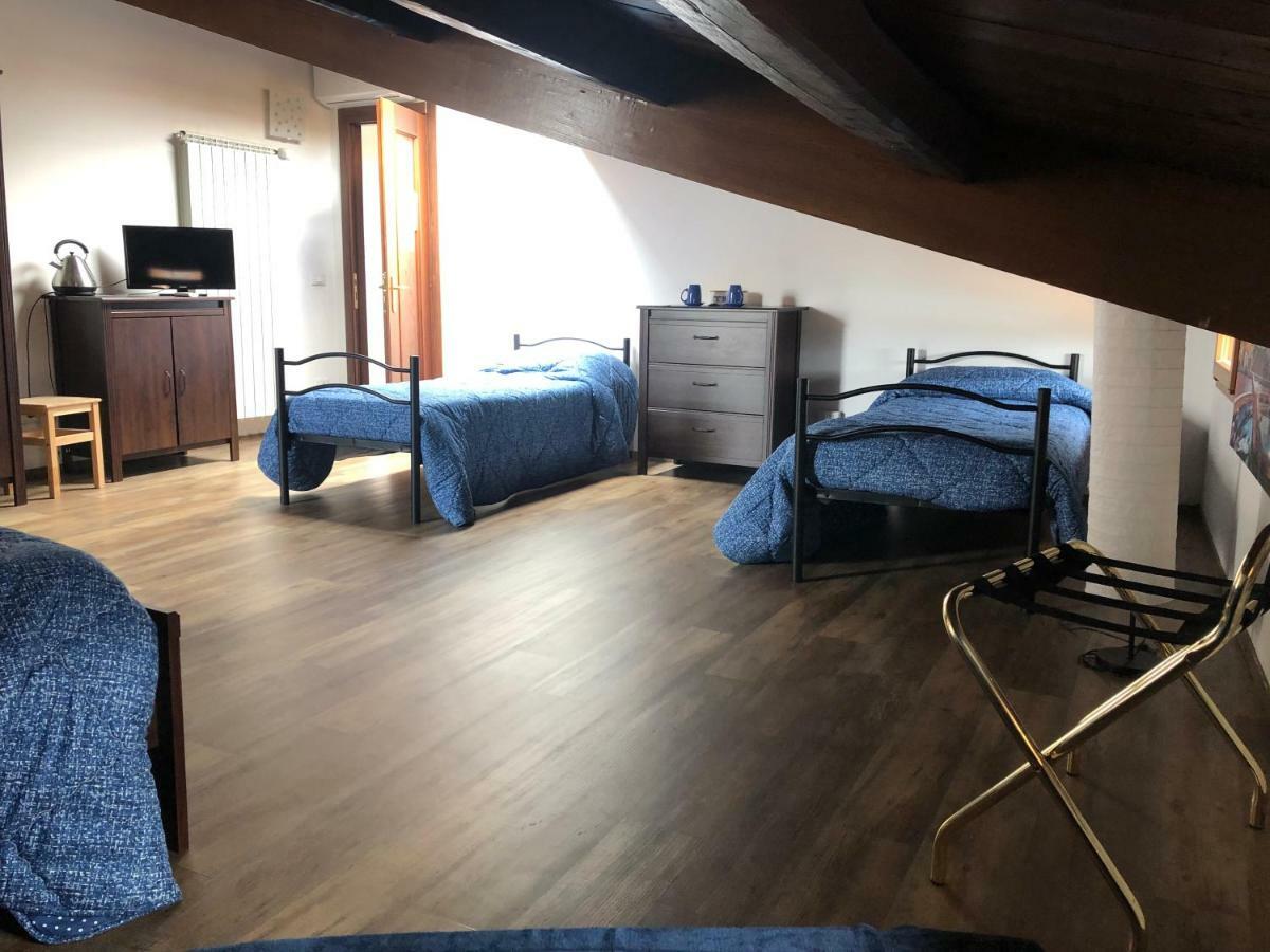 Bb Il Re Alla Reginella Guest House Rome Luaran gambar