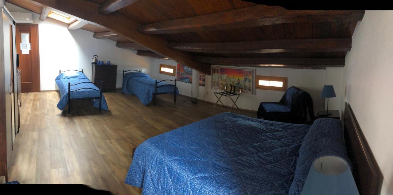 Bb Il Re Alla Reginella Guest House Rome Luaran gambar